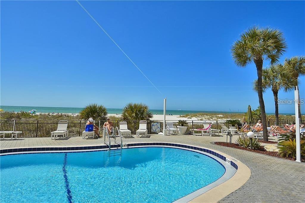 Oceanfront View Of Madeira Beach, Steps To The Beach - Madeira Norte Condo St. Pete Beach Eksteriør billede